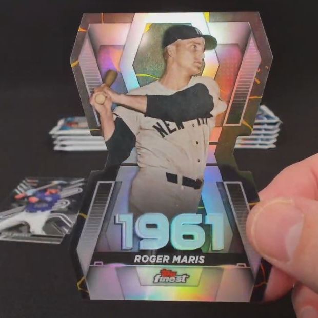 2022 Topps Finest Baseball 2