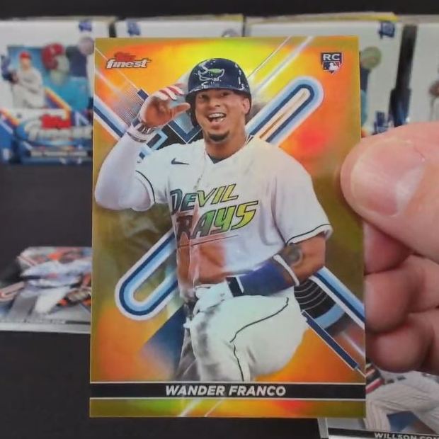 2022 Topps Finest Baseball 8